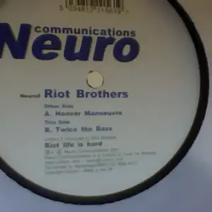 Riot Brothers, The – Hoover Manoeuvre