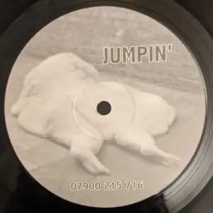 Unknown Artist – Jumpin'