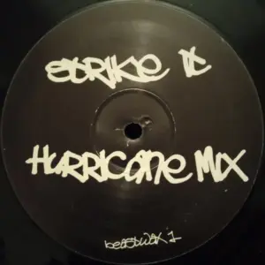 Dub War – Strike It