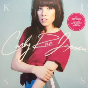 Carly Rae Jepsen – Kiss