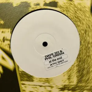 Dave 202 & Phil Green – At The End (Original Mix)
