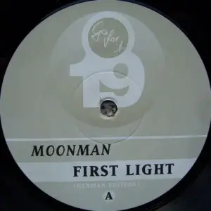 Moonman – First Light (German Edition)
