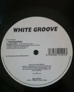 White Groove – Pianosonic