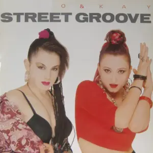 Clio & Kay – Street Groove