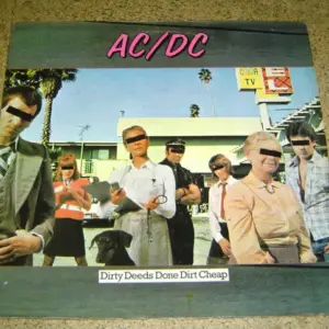 AC/DC – Dirty Deeds Done Dirt Cheap