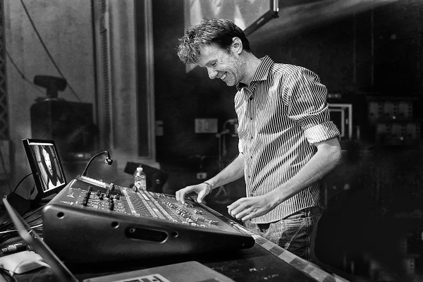 Movin' Melodies