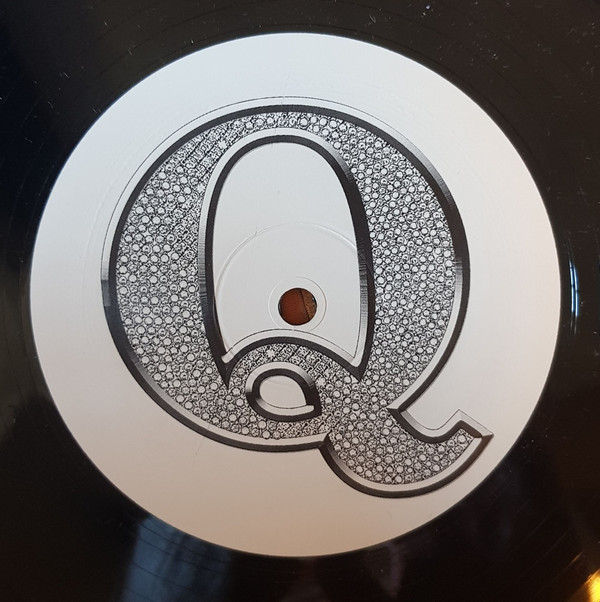 Q (30)