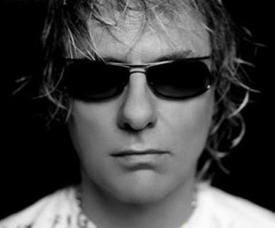 Chris Lowe