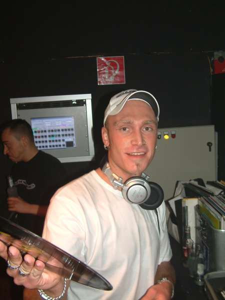 DJ Dean