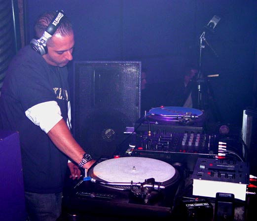 DJ Sharaz