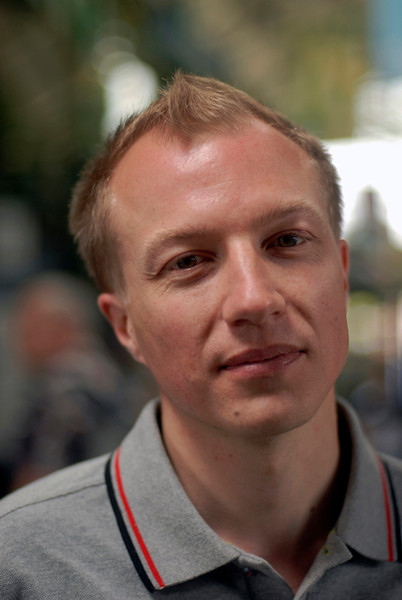 Simon Ward (2)
