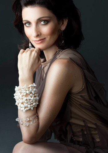 Louise Carver