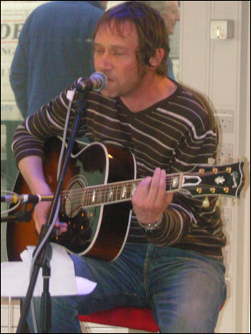 Simon Fowler