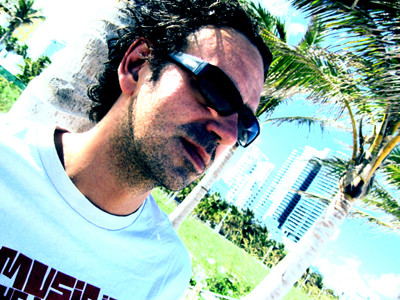 Dennis Buné
