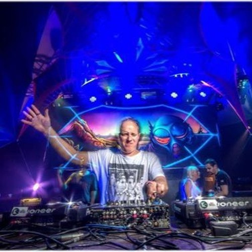 DJ Magical (2)