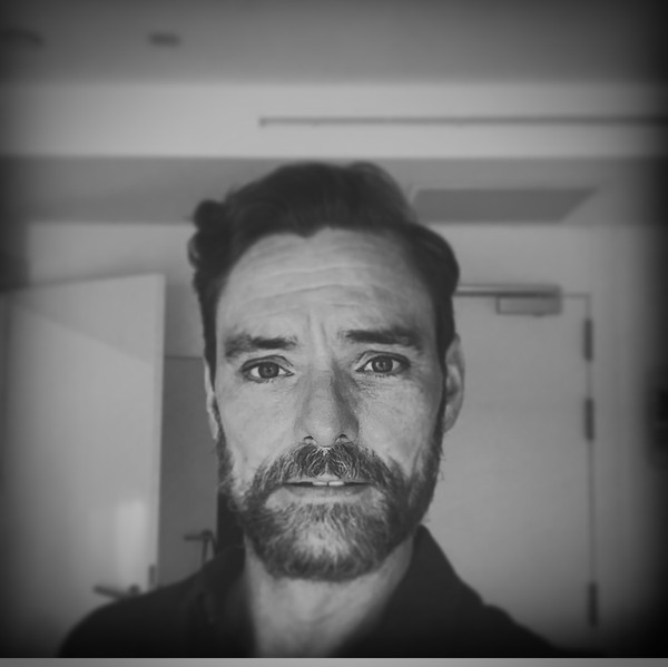 Martin Neary