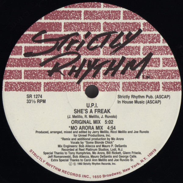 The Groove / She's A Freak - Secondary image